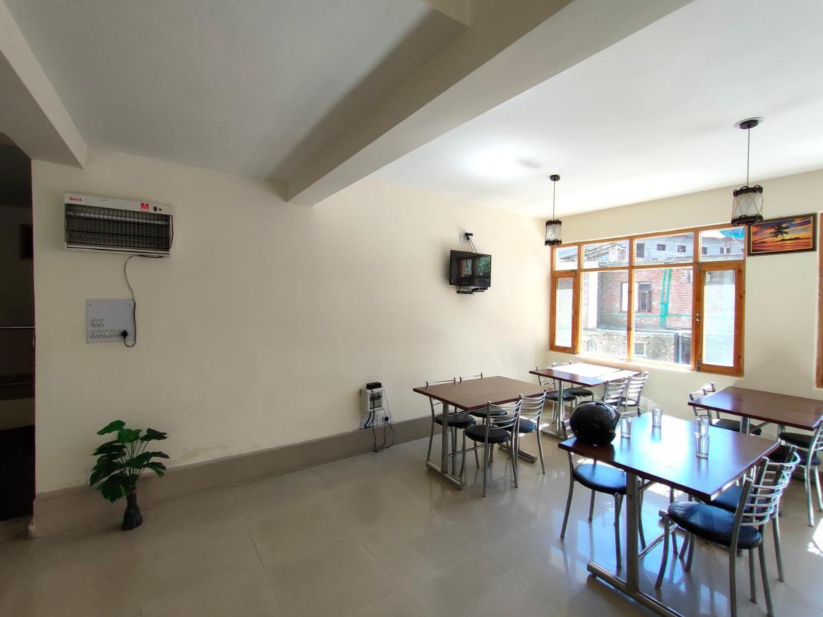 The Destination Manali Hotel Exterior photo