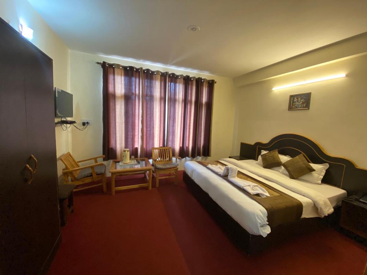 The Destination Manali Hotel Exterior photo