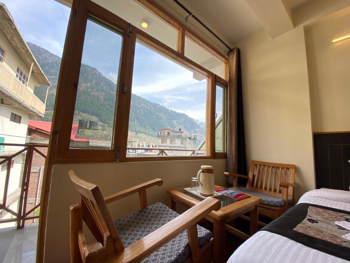 The Destination Manali Hotel Exterior photo