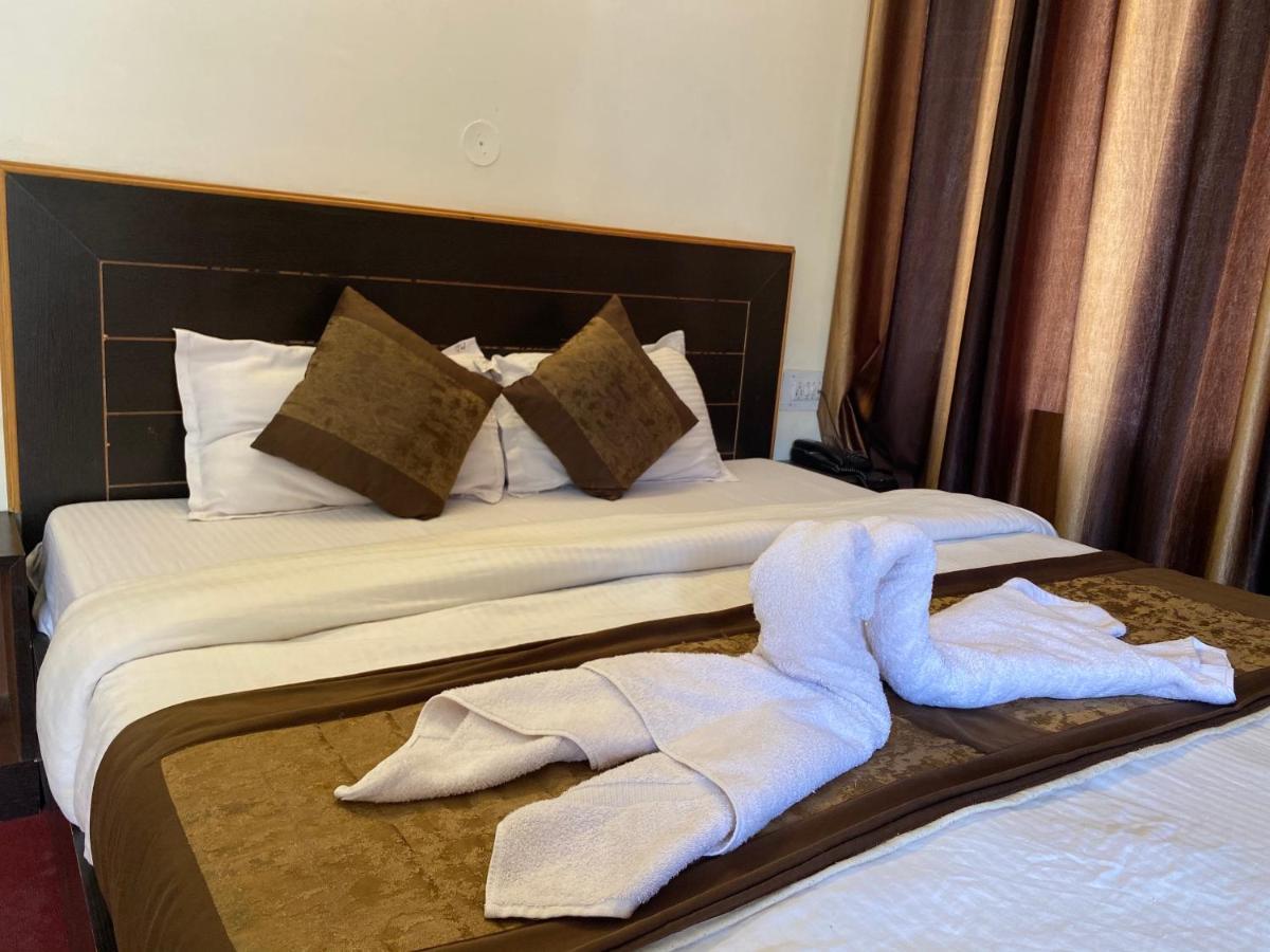 The Destination Manali Hotel Exterior photo